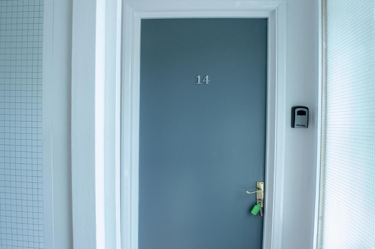 Bed& Boujee With Sea Views Apartment Torquay Exterior photo